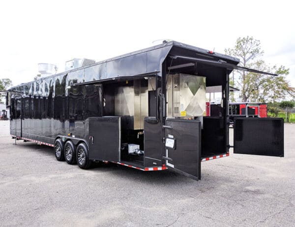 2025 Southern Dimensions 47'- Fully Loaded Gooseneck with smoker Gooseneck-ELIB OLE Hickory Pit (SDG-604) - Image 2